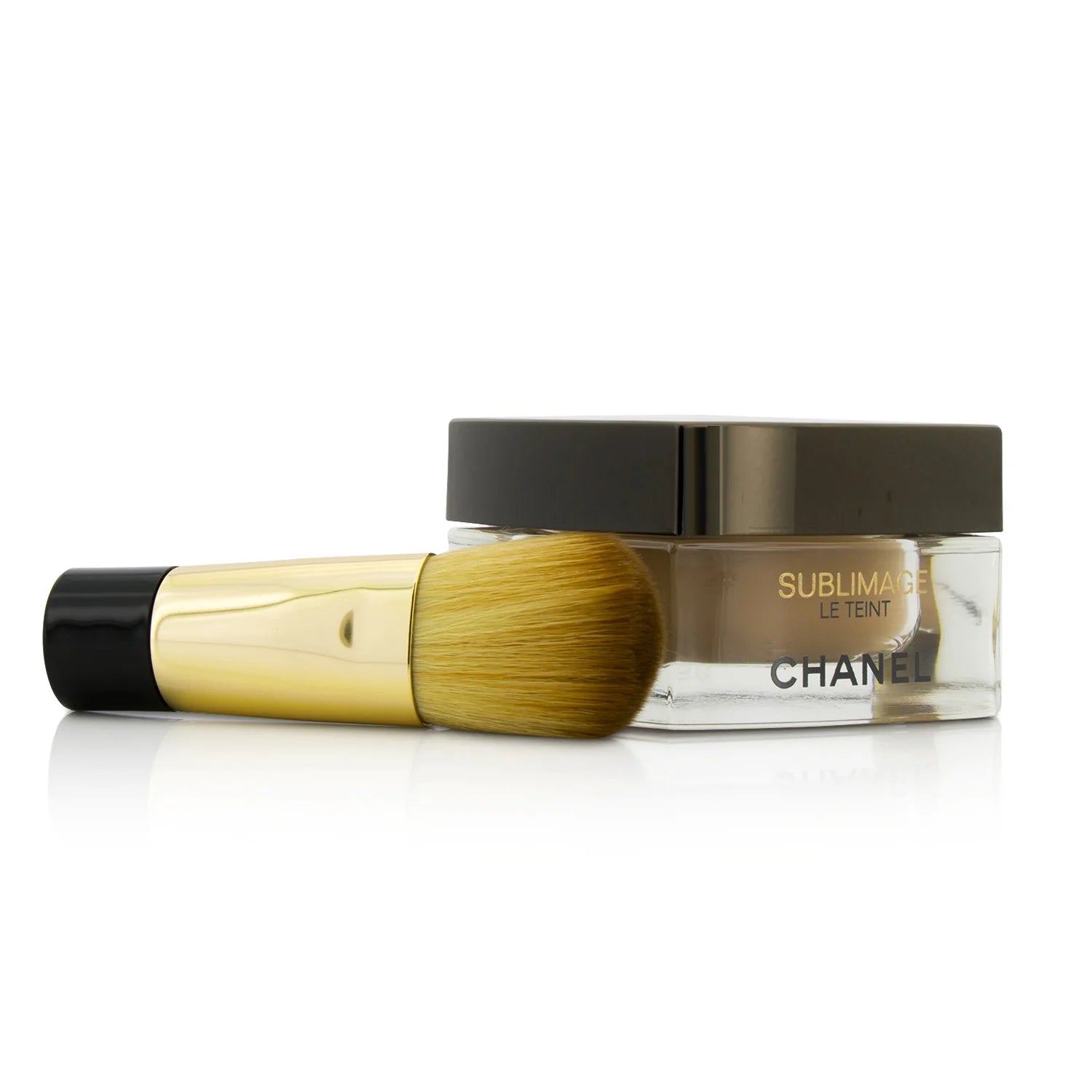 # 40 Beige Cream Foundation 30g R461