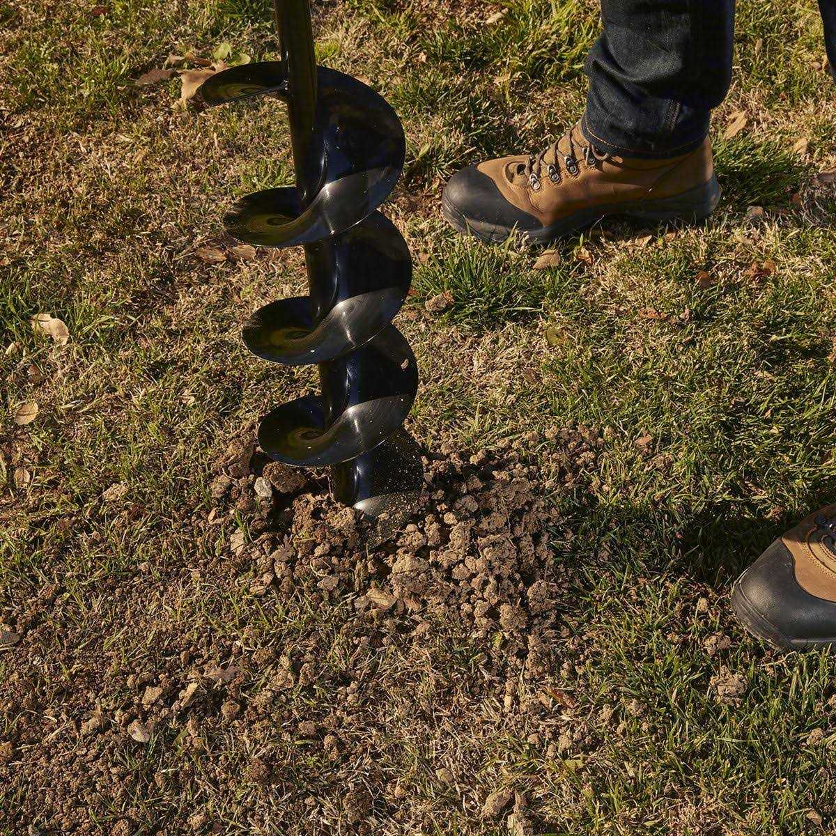 Gas Powered Earth Auger F666