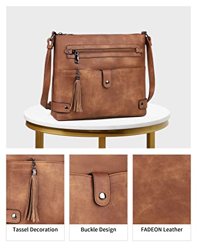 Large Leather Crossbody Bag with Multi Pocket U776313