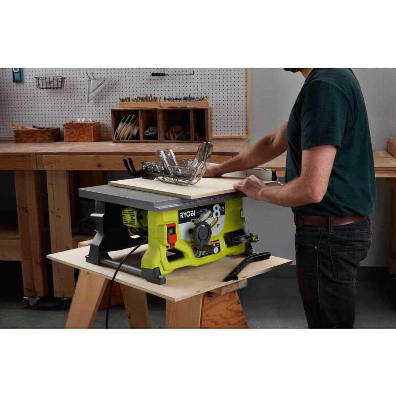 13 Amp 8-1/4 in Table Saw Q36271