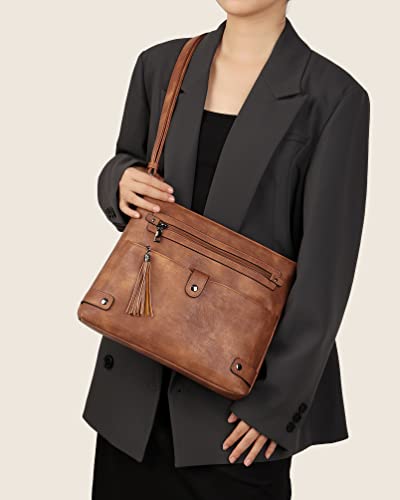 Large Leather Crossbody Bag with Multi Pocket U776313