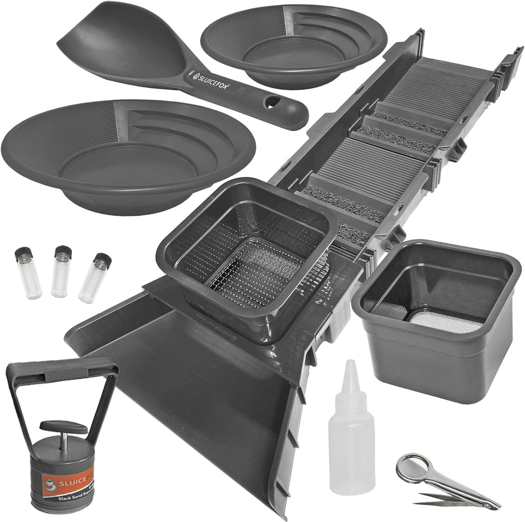 Compact Gold Panning Kit with 2 Classifier Sifting Pans (Black) F324793