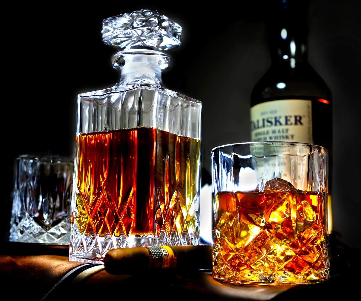5PC Crystal Whiskey Decanter Set with 4 Glasses T861