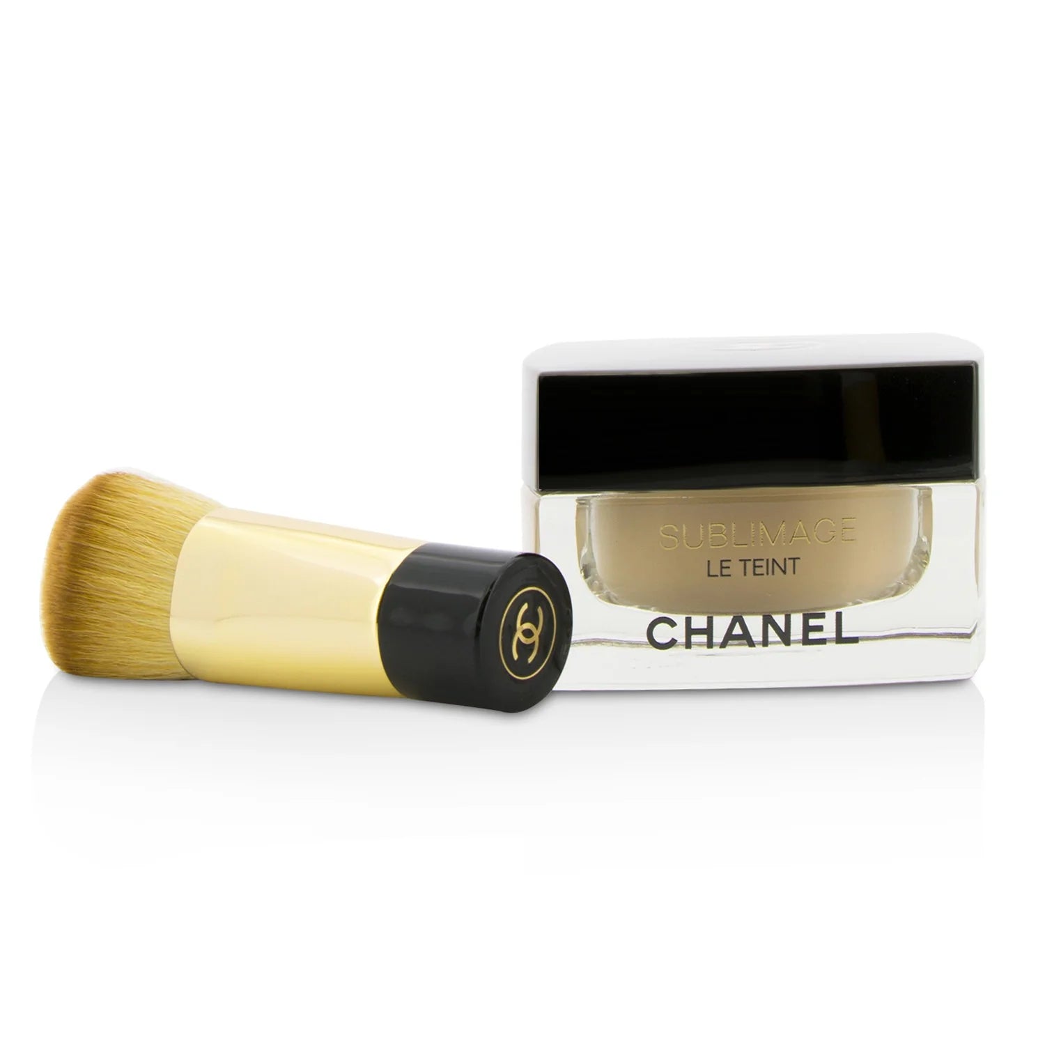 # 40 Beige Cream Foundation 30g R461