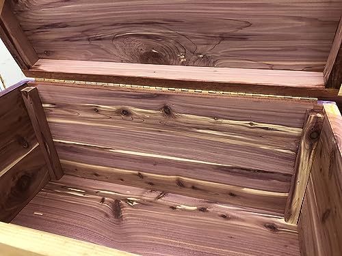 42" Cedar Storage Chest A43700