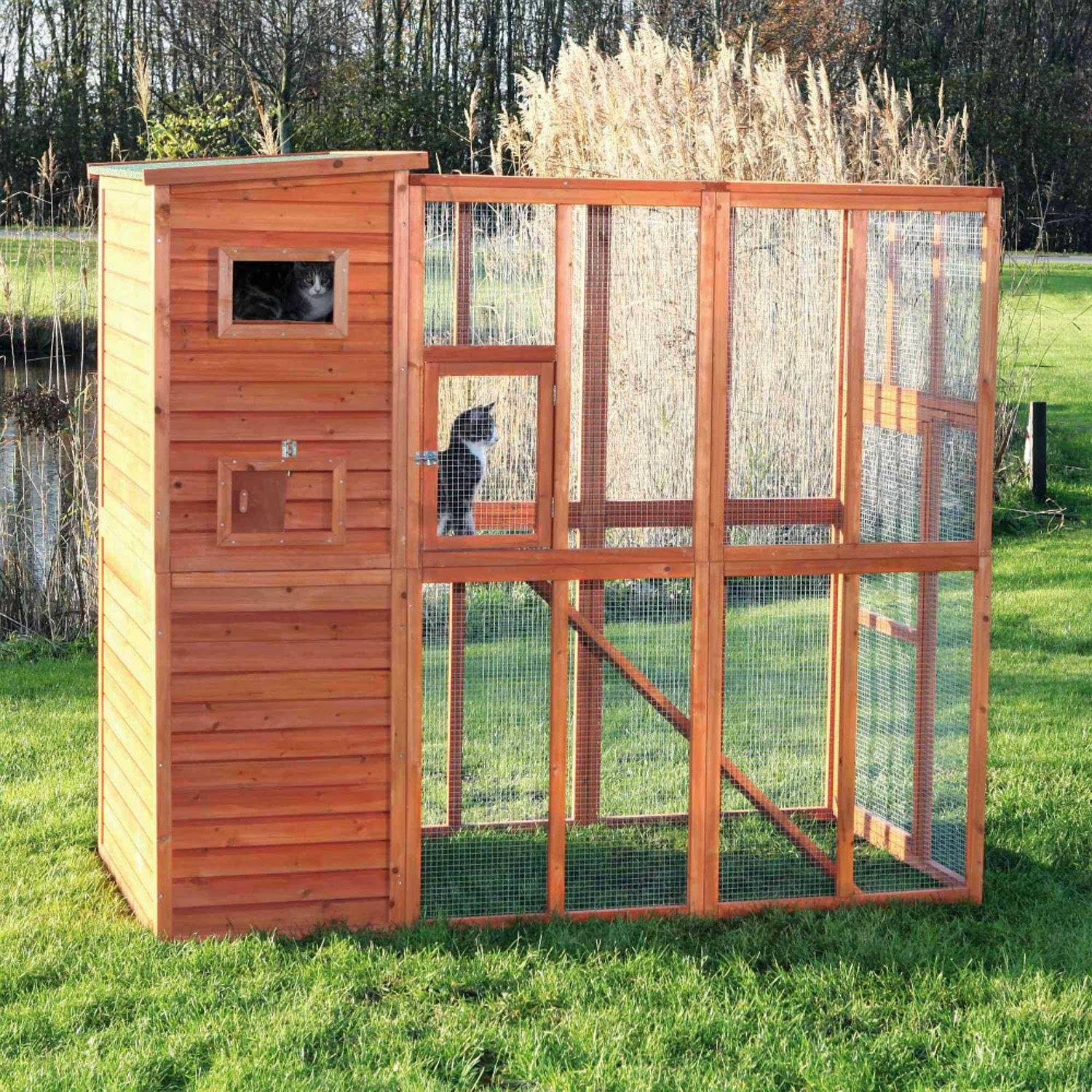 Wooden Outdoor Cat Run M7406