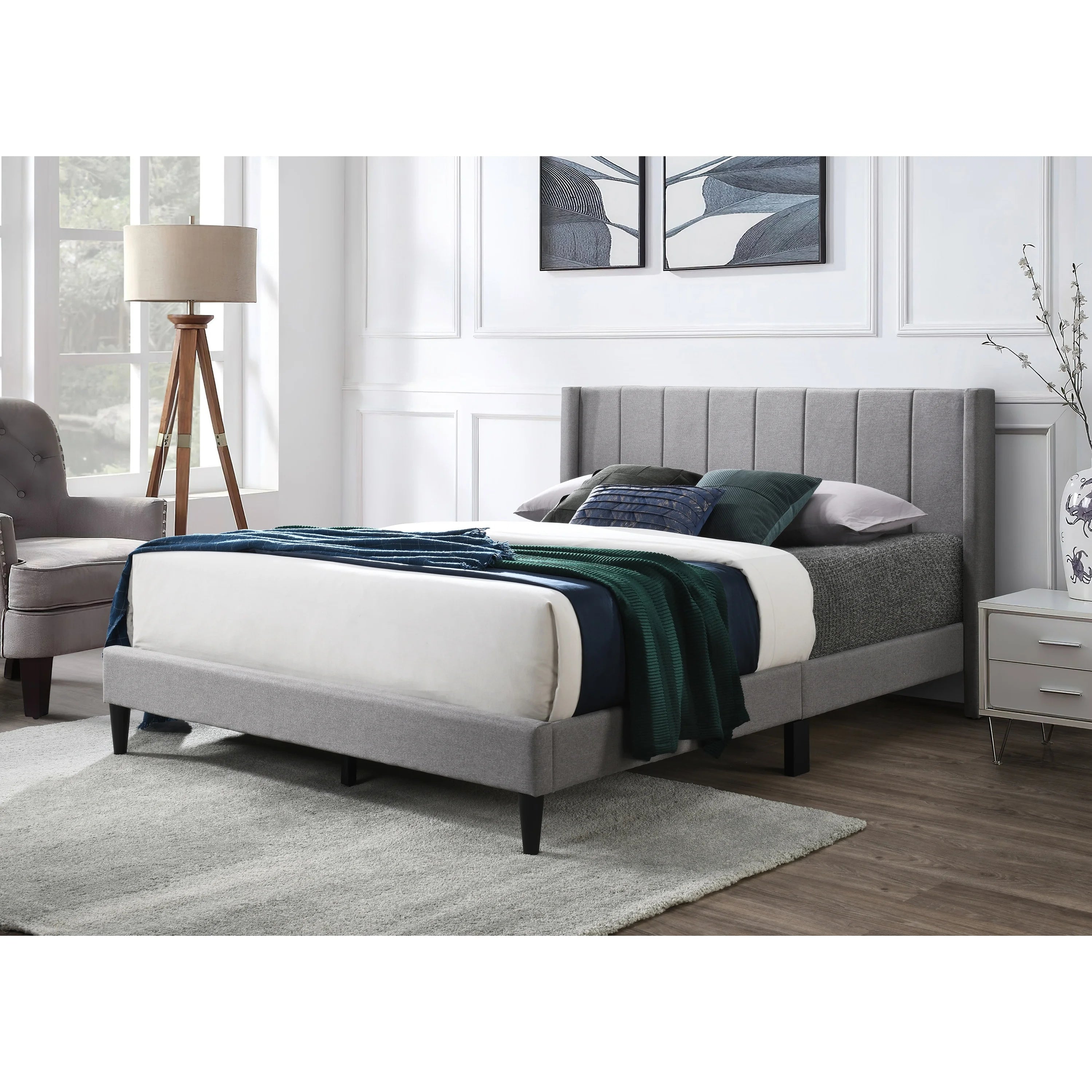 King Grey Linen Vertical Tufted Platform Bed R55092