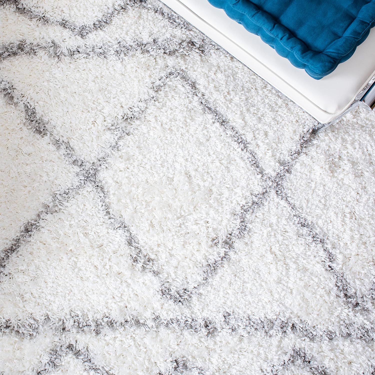 9' x 12' Ivory Grey Shag Area Rug E38204